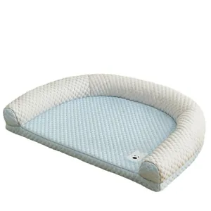 Sofá cama azul y crema para mascotas con alfombra refrescante para perros y gatos