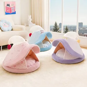 Cama de felpa semicerrada tipo tienda para gatos y perros pequeños en tres colores