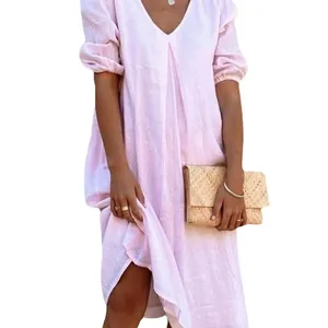 Abito midi casual in cotone e lino rosa con scollo a V e maniche a sbuffo per donna