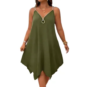 Elegante vestido sin mangas verde oliva con escote en V, cremallera y tirantes de cadena