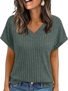 Casual groen geribd T-shirt met V-hals en korte mouwen voor dames zomerse kleding