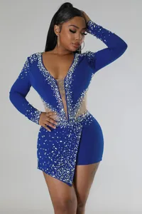 Pagliaccetto blu reale sexy in mesh con perle eleganti e strass brillanti incastonati
