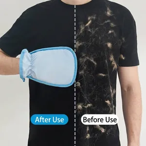 Effektiver Tierhaarentferner-Handschuh zeigt ein Vorher-Nachher-Ergebnis am Shirt.