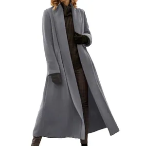 Abrigo largo y elegante de lana gris para mujer, estilo casual de corte holgado.