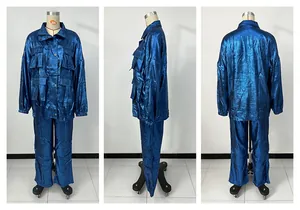 Completo utility blu metallizzato due pezzi con giacca multitasche e pantaloni