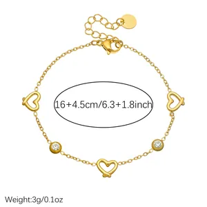 Detail des goldenen Herzarmbands mit Größenangabe 16+4,5 cm und 3g Gewichtsangabe