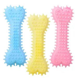 Trois jouets à mâcher pour chiens en forme d'os à pointes pour le nettoyage des dents