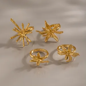 Vintage 3D Bloemblad Roestvrij Stalen Ring Voor Vrouwen 18K Verguld Niche Ontwerp Waterdicht Anti-oxidatie Bloem Sieraden Vingerring