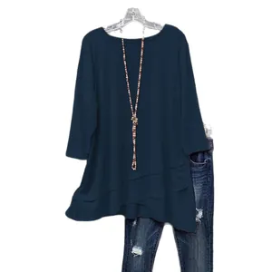 Casual marineblauwe plus size top met 3/4 mouwen en asymmetrische ruches zoom