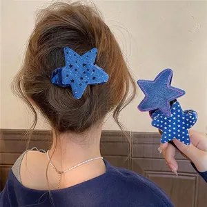 Elegantes pinzas para el cabello con estampado de estrellas azules para el peinado mujer.