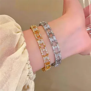 Luxury 18K Gold Plated Zirconia Oval Geometric Hollow Chain Bracelet For Women Fashion Elegant Daily Jewelry Accessories Gift