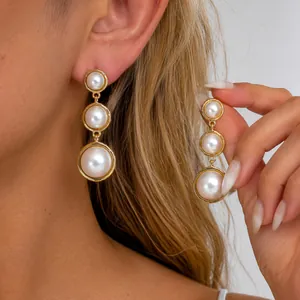European Retro Gold Alloy Triple Artificial Pearl Drop Earrings For Women Elegant Geometric Tassel Earrings With Silver Post