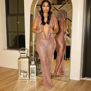 Robe longue sexy à sequins avec col en V profond et capuche en or rose scintillant