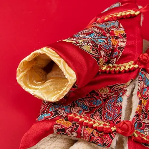 Traje tradicional chino Tang rojo para perros con bordados y forro de felpa suave