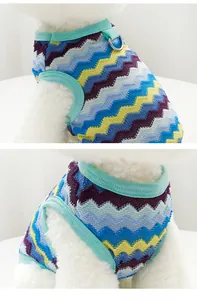 Atmungsaktive Strickweste für Hunde mit Chevron-Muster und D-Ring für Leinen