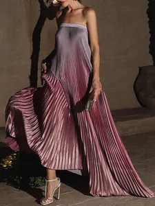 Robe longue plissée bustier dégradée élégante en violet et rose pour les soirées