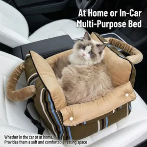 Siège de voiture rayé confortable pour petits chiens et chats avec intérieur en peluche