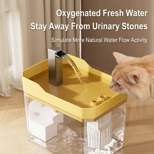 Fontanella automatica per gatti con acqua circolante e serbatoio trasparente moderno