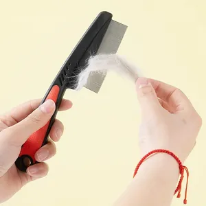 Professional stainless steel fine-toothed pet flea comb effectively removing loose cat fur