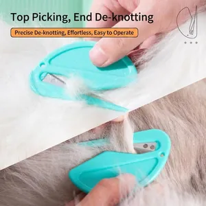 Strumento per la toelettatura degli animali e mini tagliacarte in plastica colore ciano