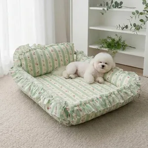 Cama elegante para mascotas estilo princesa con volantes y flores para perros pequeños