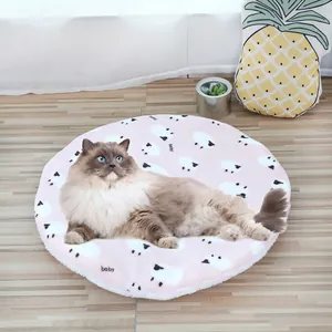 Comfortabele zachte roze ronde huisdiermat met schattig lammetjespatroon voor katten
