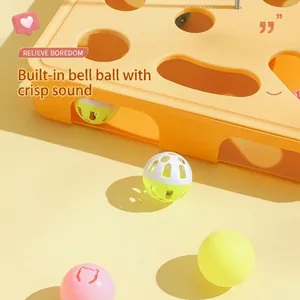 Scatola puzzle interattiva per gatti con palline a sonagli per alleviare la noia.