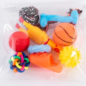 Ensemble interactif de jouets pour chiens en emballage transparent avec poulet et balles