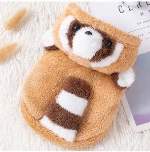 Flauschiger Haustier-Hoodie im Waschbär-Design aus weichem Plüsch für Hunde und Katzen.