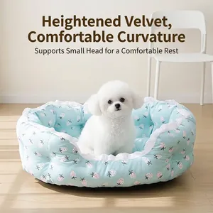 Polyester Semi-Enclosed Pet Sofa Bed Strawberry Print Lace Ruffle Warm Windproof Sleeping Nest For Small Medium Dogs Cats