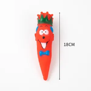 Détail montrant la longueur de 18cm du jouet pour chien en forme de carotte