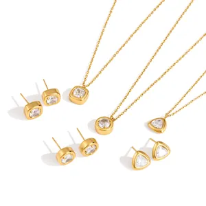 Elegantes Schmuckset aus 18k vergoldetem Edelstahl: Halskette und Ohrringe mit Zirkonia