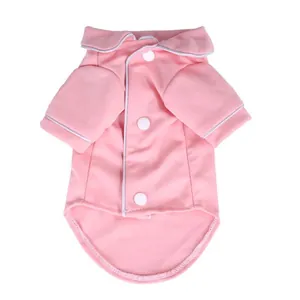 Zachte roze huisdier pyjama met witte knopen voor kleine honden en katten kleding