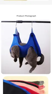 Dettaglio dell'amaca blu per toelettatura animali e opzioni in vari colori