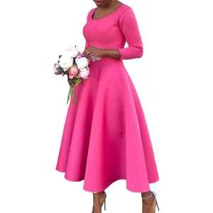 Elegantes, einfarbiges, pinkfarbenes Abendkleid mit langen Ärmeln und ausgestelltem Rock