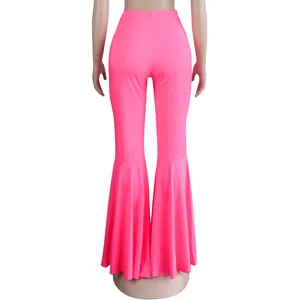 Vista posterior de pantalones campana rosa neón con volantes para fiestas y discotecas