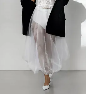 Gonna a palloncino in mesh bianco stile francese con stratificazione elegante