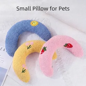 Soft U-shaped plush pet pillow for dogs and cats, supports cervical spine, colorful