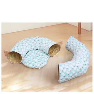 Foldable blue and white heart pattern cat tunnel bed and mat for interactive pet play