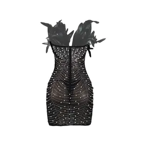 Sexy schwarzes Mesh-Bodycon-Kleid mit Federn, Strasssteinen und elegantem Perlenbesatz