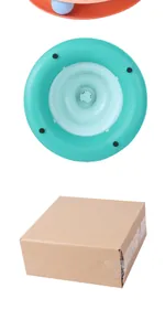 Unterseite eines Katzenspielzeug-Drehtellers mit Antirutschpads und Kartonverpackung