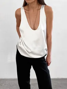 Elegantes weißes Satin-Top mit tiefem V-Ausschnitt und lockerer Passform für moderne Damen