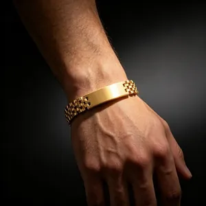 Premium gold stainless steel men's jubilee bracelet with polished engravable nameplate