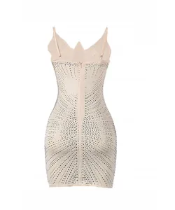 Vestido ajustado sexy beige con tirantes finos y brillantes pedrería para club