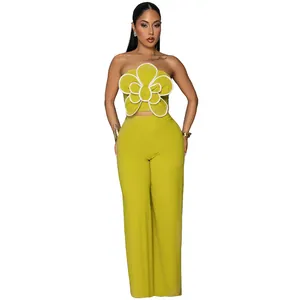 Ensemble chic deux pièces jaune moutarde avec bustier fleur 3D et pantalon large