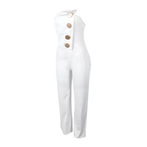 Eleganter weißer trägerloser Jumpsuit mit Goldknöpfen und weitem Bein für moderne Damen