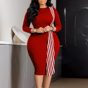 Robe crayon rouge élégante avec empiècement rayé vertical et manches longues