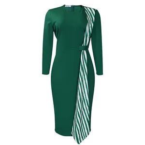 Robe crayon vert foncé à manches longues avec écharpe rayée blanche élégante
