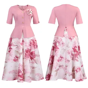 Vista dettagliata anteriore e posteriore dell'elegante abito peplo floreale rosa chic