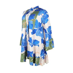 Detailed view of elegant loose floral print short dress with V-neck and color block
